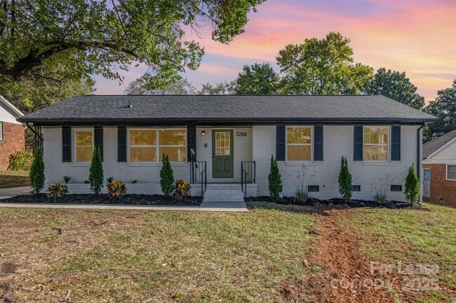 property at 3208 Clearview Dr