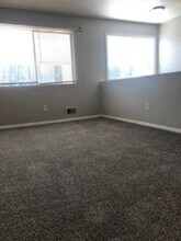 2387 Fairway Cir SW in Atlanta, GA - Building Photo - Building Photo