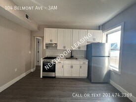 104 Belmont Ave in Jersey City, NJ - Building Photo