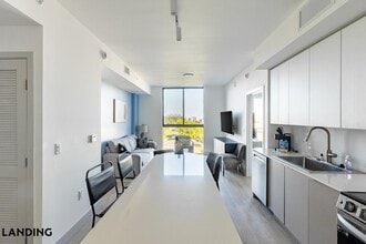 1155 NE 126th St in North Miami, FL - Building Photo - Building Photo