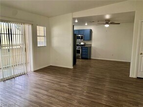 1991 Cutlass Dr, Unit 66 in Henderson, NV - Building Photo - Building Photo