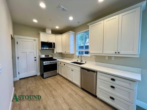 467 E Santa Fe Ave in Pittsburg, CA - Building Photo - Building Photo