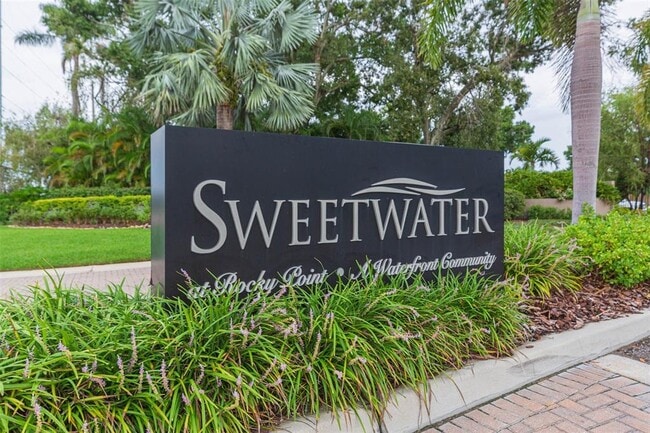 4301 Saltwater Blvd in Tampa, FL - Building Photo - Building Photo