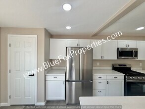 2480 Rose Peak Dr in Tucson, AZ - Building Photo - Building Photo