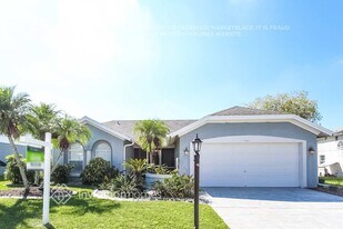 4416 11th Ave E in Bradenton, FL - Building Photo