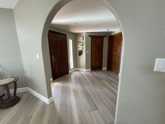 15290 Moonglow Dr in Ramona, CA - Building Photo - Building Photo