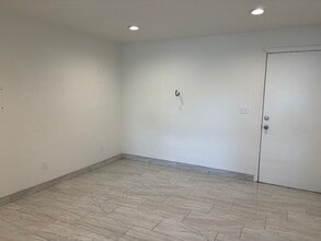 5480 Chocolate Dr in Reno, NV - Building Photo - Building Photo