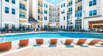 2501 Niles Dr, Unit 07210 in Leander, TX - Building Photo