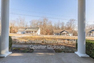 175 Station Dr in Waverly, TN - Building Photo - Building Photo