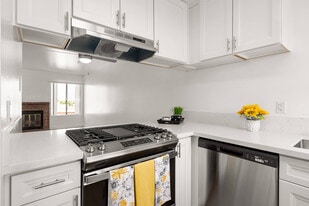 Mar at Grove in Imperial Beach, CA - Building Photo