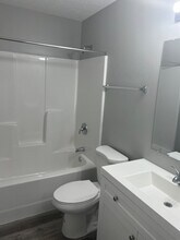 420 W Rodeo Rd Ave in North Platte, NE - Building Photo - Building Photo