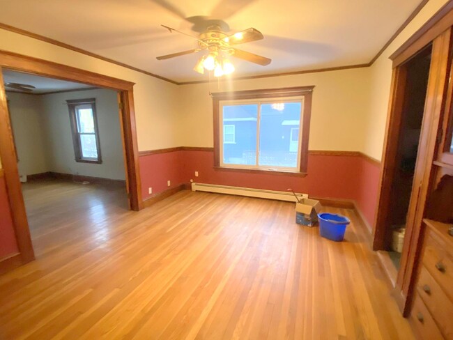 30 Holton St, Unit 1 in Medford, MA - Building Photo - Building Photo