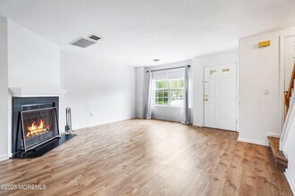 13 Canidae Ct in Tinton Falls, NJ - Building Photo - Building Photo
