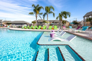 The Mayfair Apartment Homes in New Orleans, LA - Building Photo