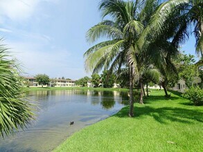 2940 NE 203rd St-Unit -C112 in Aventura, FL - Foto de edificio - Building Photo