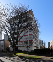 Diplomat Apartments in Vancouver, BC - Building Photo - Building Photo