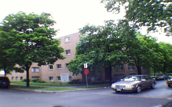 Farwell-Oakley Apartments in Chicago, IL - Building Photo - Building Photo