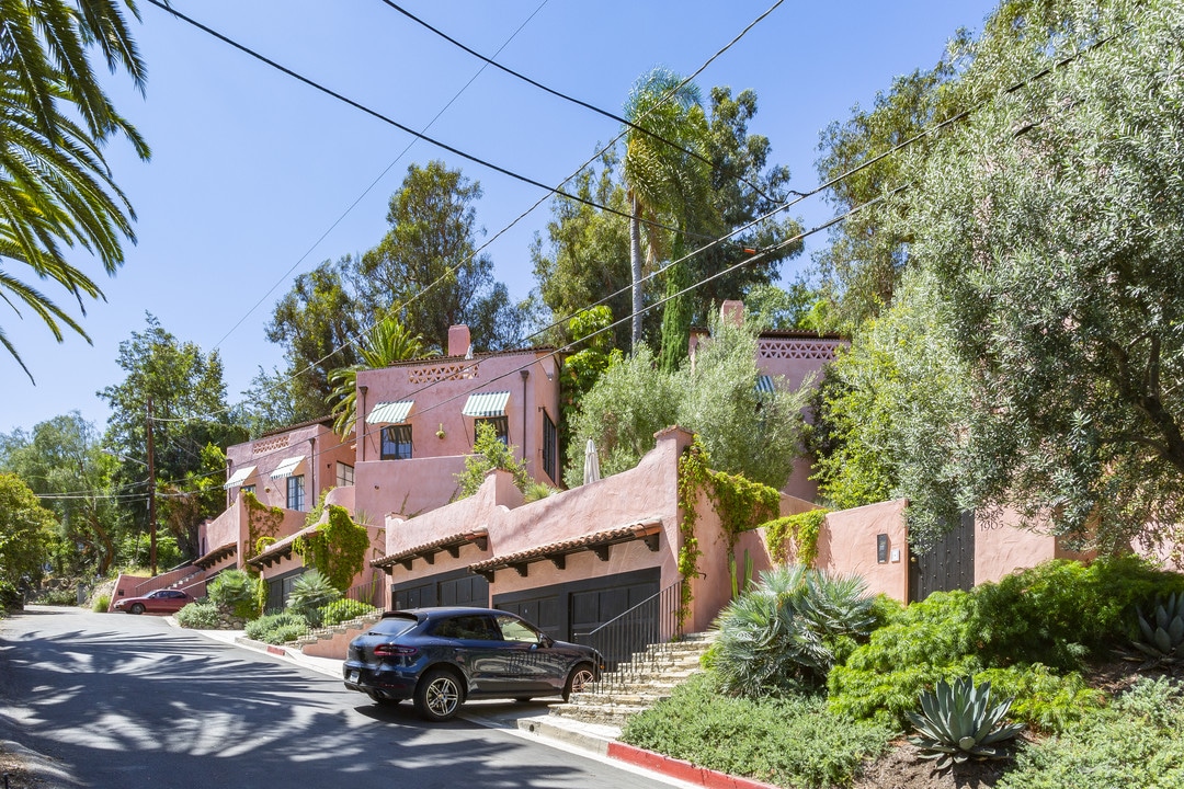 Las Orquideas in Los Angeles, CA - Foto de edificio