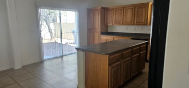 5086 Golden Antelope Way in Las Vegas, NV - Building Photo - Building Photo