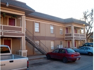 305-309 NW 4th St in Mineral Wells, TX - Building Photo