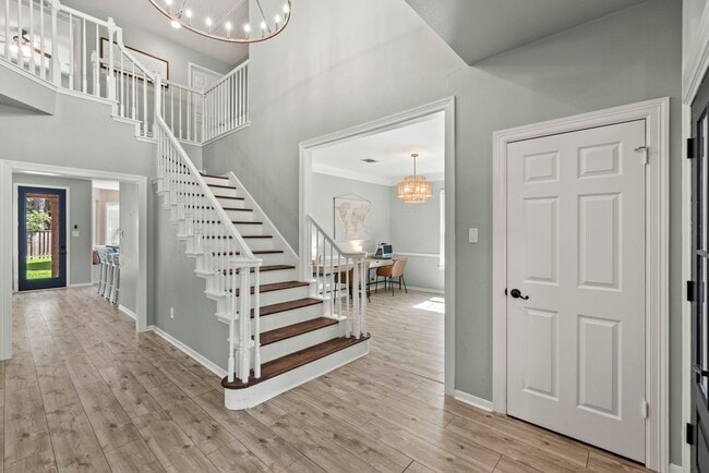 property at 31 Treescape Cir