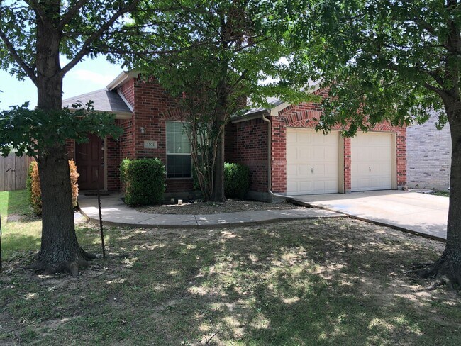 3501 Truman St in McKinney, TX - Foto de edificio - Building Photo
