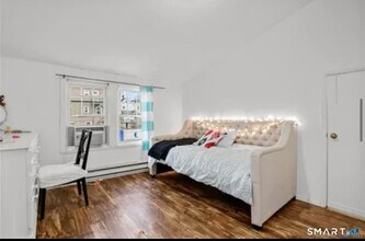 2 Oak St in Norwalk, CT - Building Photo - Building Photo