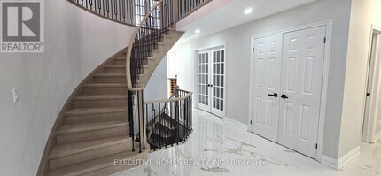 2 Renwick Rd in Courtice, ON - Building Photo - Building Photo