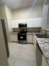 6630 S Avenida Mirella Bonita in Tucson, AZ - Foto de edificio - Building Photo