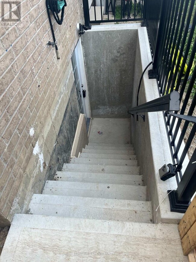 3532 Southwick St in Mississauga, ON - Building Photo - Building Photo