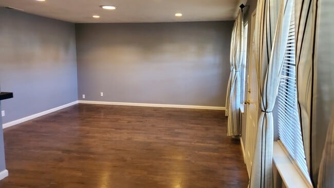 1992 14th St in Olivehurst, CA - Building Photo - Building Photo