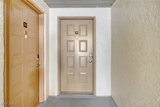 13288 White Marsh Ln in Ft. Myers, FL - Building Photo - Building Photo