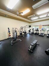 6521 Emerald Dunes Dr in Royal Palm Beach, FL - Foto de edificio - Building Photo