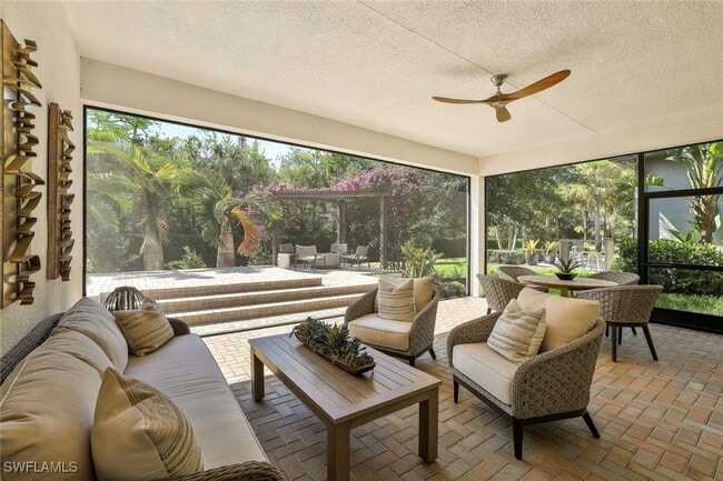 property at 11241 Daphne Ct