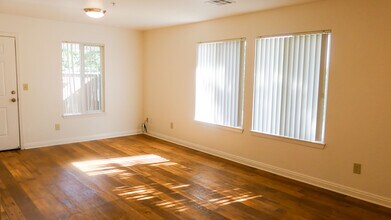 Coleville in Coleville, CA - Foto de edificio - Building Photo