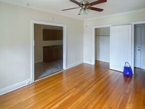 531 W Briar Pl, Unit 8E in Chicago, IL - Building Photo - Building Photo