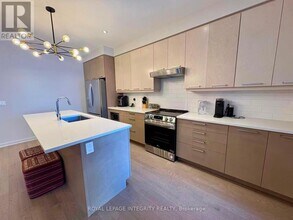 772 Solarium Ave in Ottawa, ON - Building Photo - Building Photo