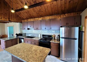 180 Fourth St. in Old Town, ME - Building Photo - Building Photo