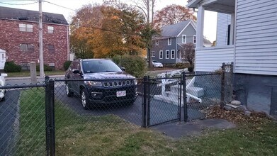 11 Jackson St in Quincy, MA - Building Photo - Building Photo