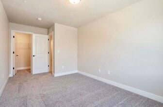 6933 4th Street Rd, Unit 2 in Greeley, CO - Building Photo - Building Photo