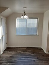 1872 NE Fairview Ave in Grants Pass, OR - Building Photo - Building Photo