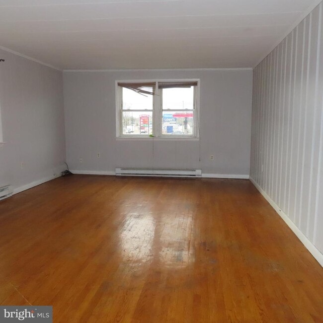 property at 11601 Buchanan Trail E