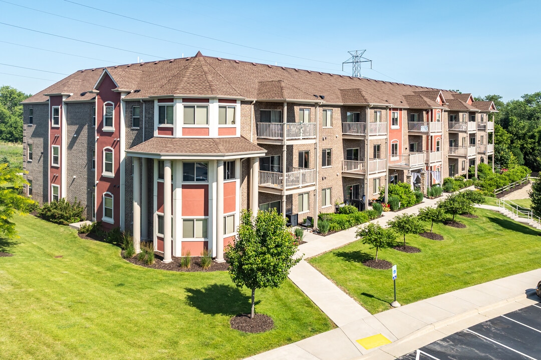 Greenfield Highlands in Milwaukee, WI - Foto de edificio