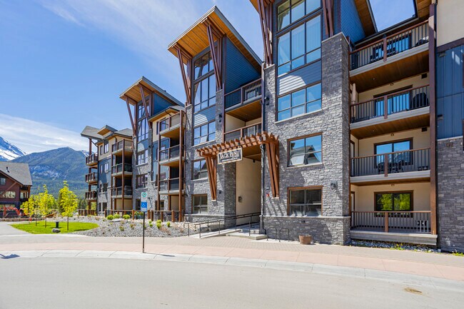 Jack Pine Lodge in Canmore, AB - Building Photo - Building Photo
