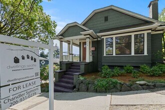 3015 E Yesler Wy in Seattle, WA - Building Photo - Building Photo
