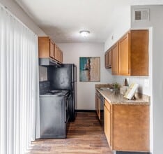 Tates Creek Crossings in Lexington, KY - Foto de edificio - Building Photo