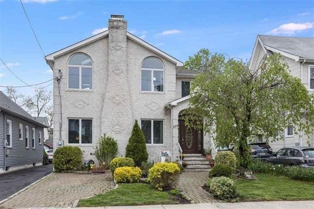 property at 114 Cedar St