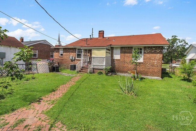 property at 320 Commonwealth Ave