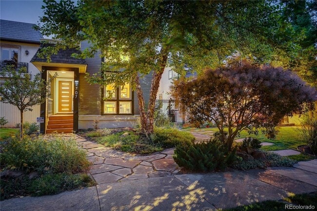 property at 2707 Champa St