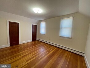 140 Federal City Rd in Lawrence Township, NJ - Building Photo - Building Photo